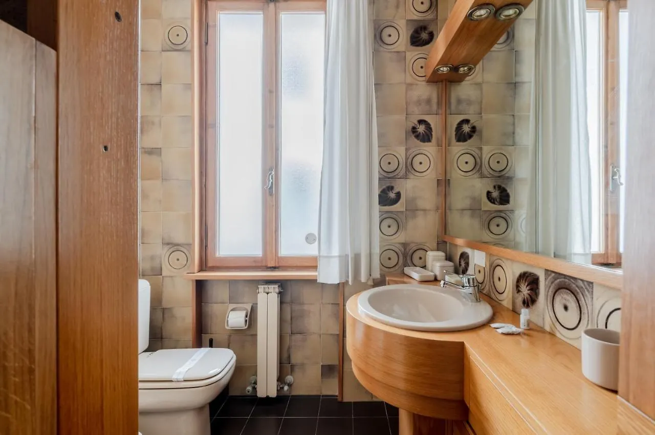 Apartment Santa Croce - Chic Retreat In The Heart Of Florence